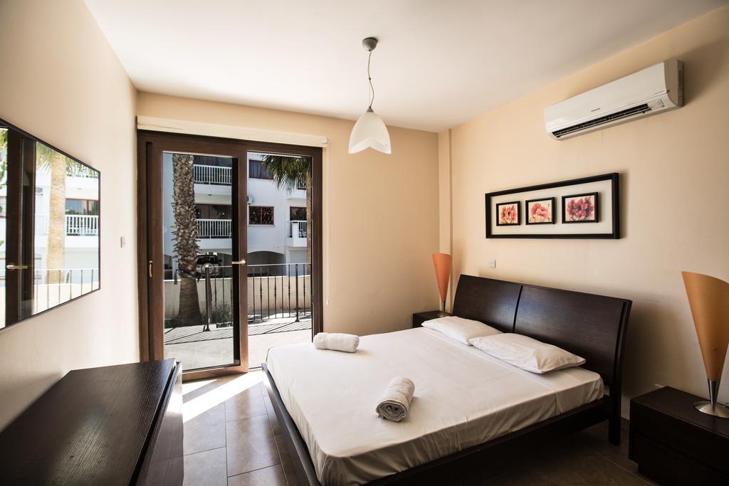 Napiana Apartments Ayia Napa Værelse billede