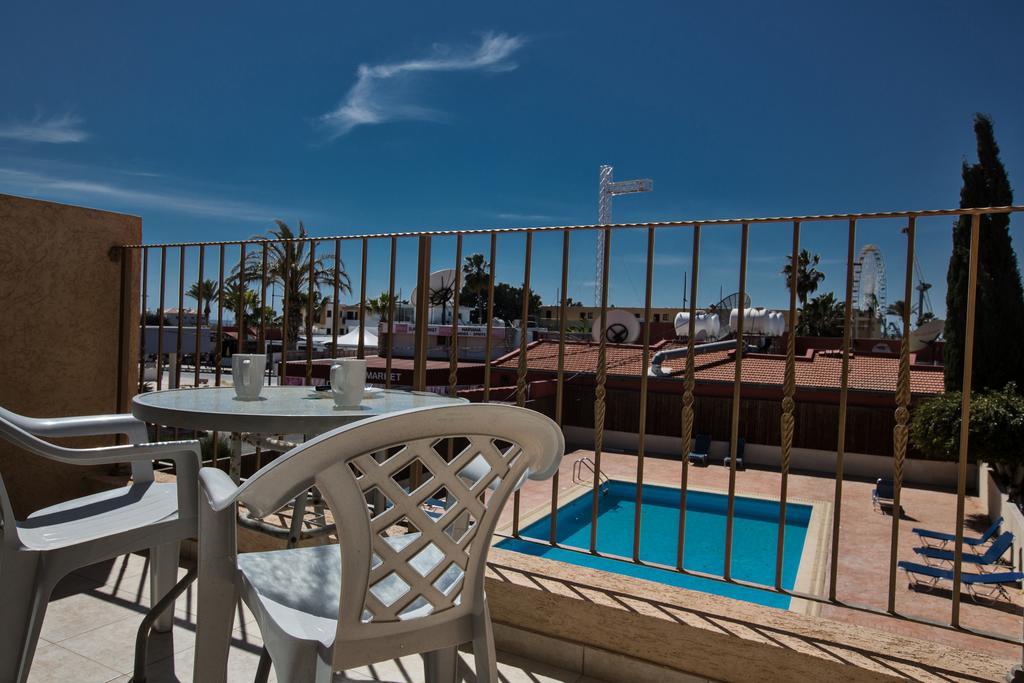 Napiana Apartments Ayia Napa Værelse billede