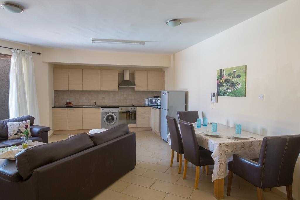 Napiana Apartments Ayia Napa Eksteriør billede